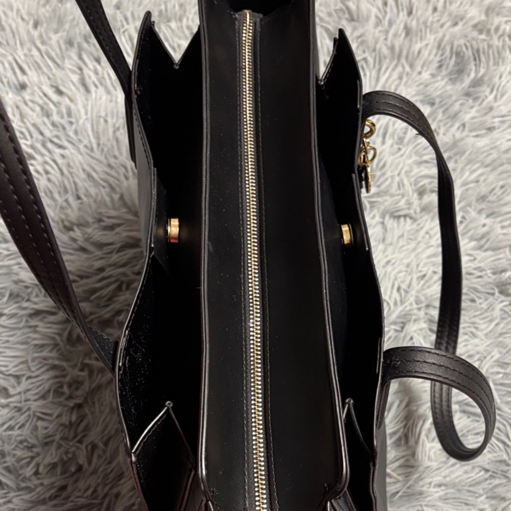 Black Tote Bag and Wallet - Picture 8 of 16